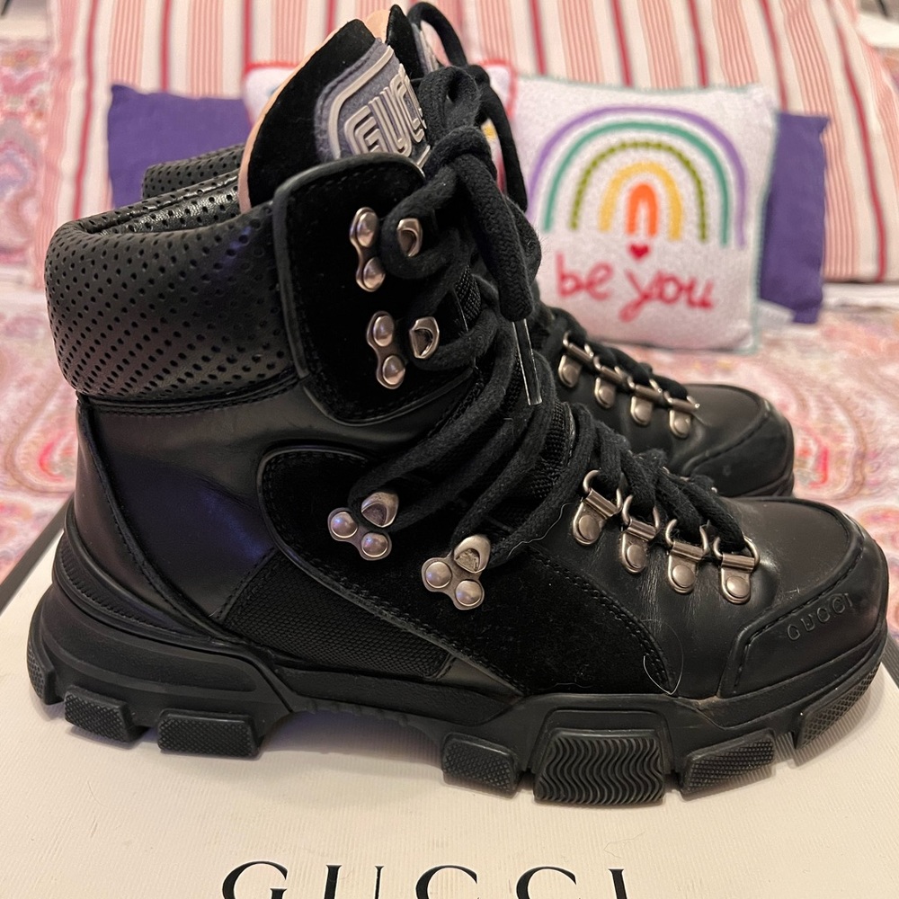 GUCCI FLASHTREK WOMEN’S COMBAT BOOTS